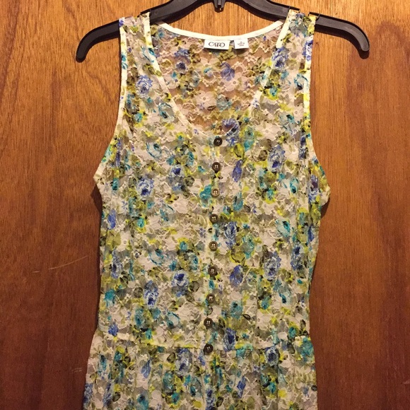 Cato Sleeveless Floral Print Lace Top with Buttons - Picture 2 of 5